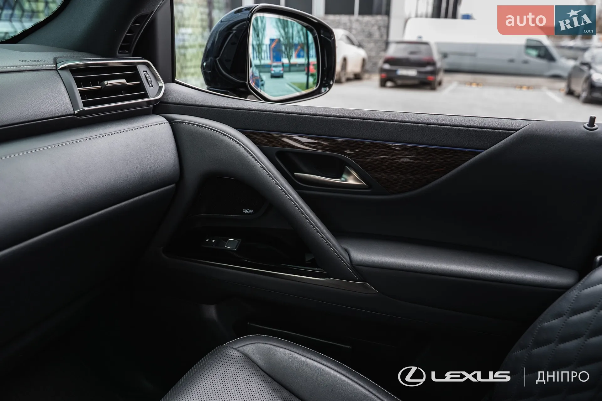 2023 Lexus LX - мініатюра 37