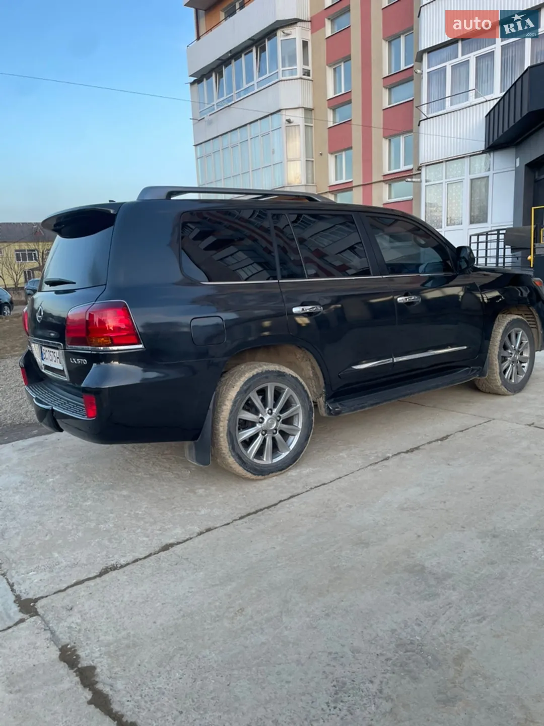 2010 Lexus LX - мініатюра 5