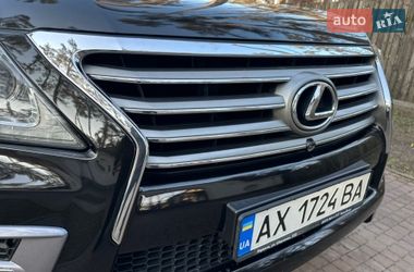 Внедорожник / Кроссовер Lexus LX 2013 в Киеве