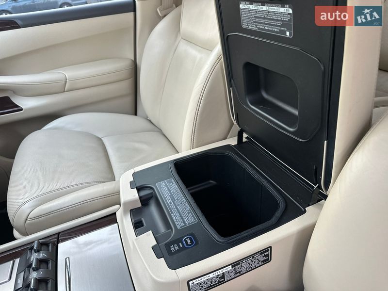 Внедорожник / Кроссовер Lexus LX 2013 в Киеве