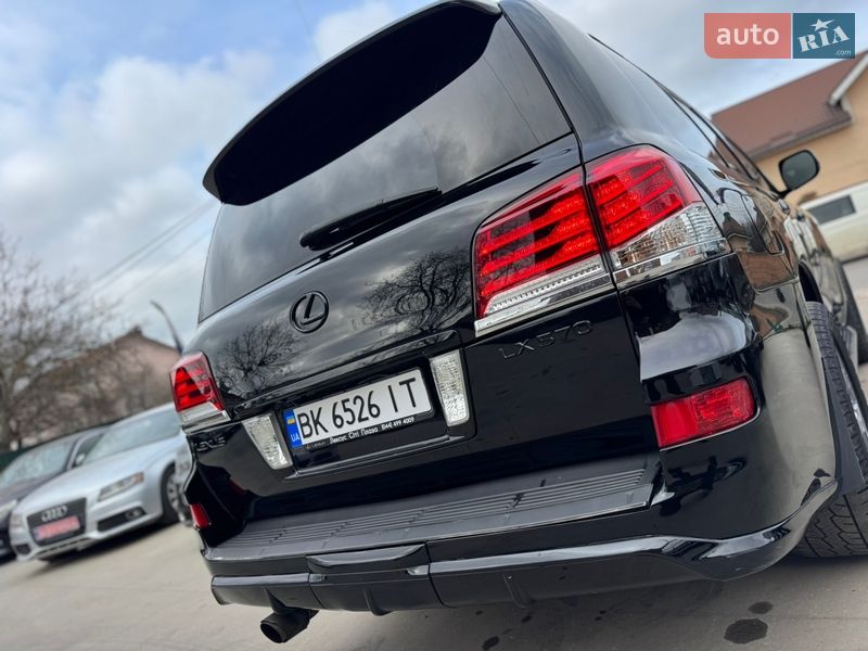 Внедорожник / Кроссовер Lexus LX 2010 в Бердичеве