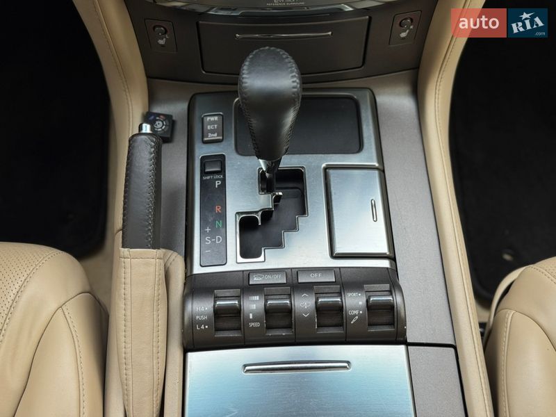 Внедорожник / Кроссовер Lexus LX 2010 в Бердичеве