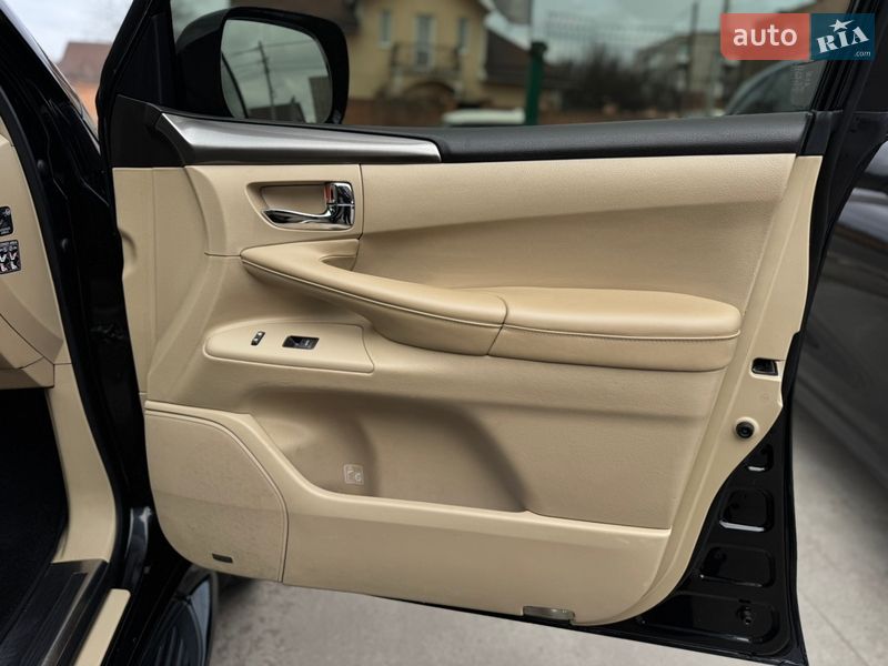 Внедорожник / Кроссовер Lexus LX 2010 в Бердичеве