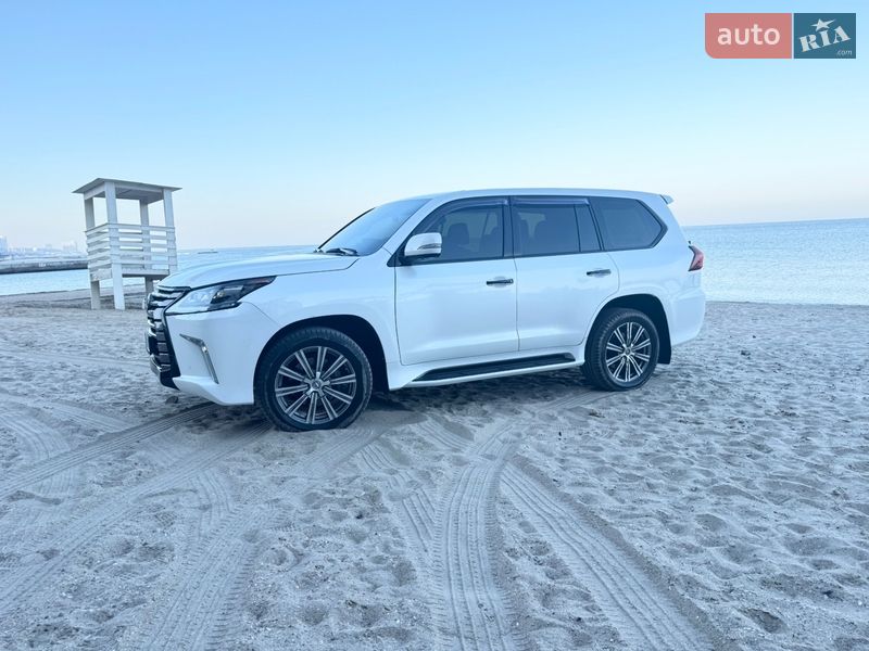 Позашляховик / Кросовер Lexus LX 2015 в Одесі