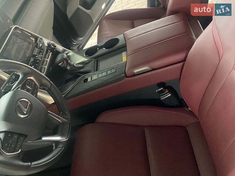 Внедорожник / Кроссовер Lexus LX 2025 в Киеве