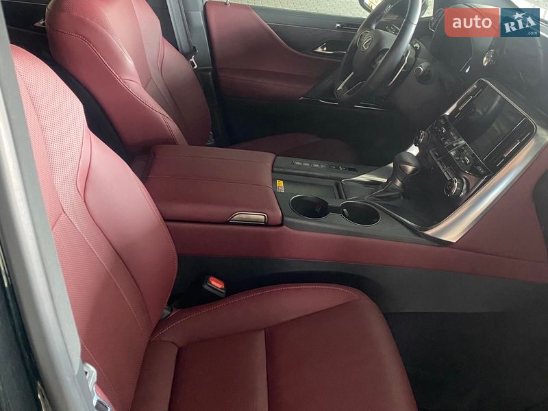 Внедорожник / Кроссовер Lexus LX 2025 в Киеве