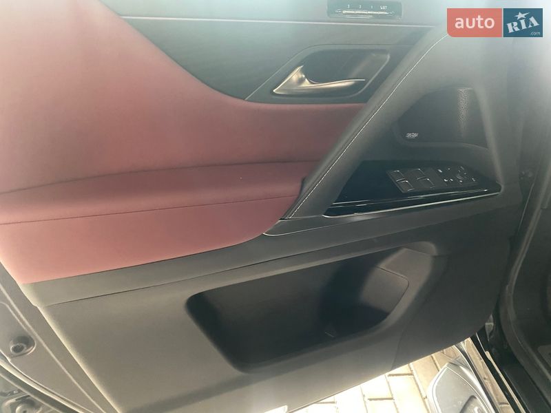 Внедорожник / Кроссовер Lexus LX 2025 в Киеве