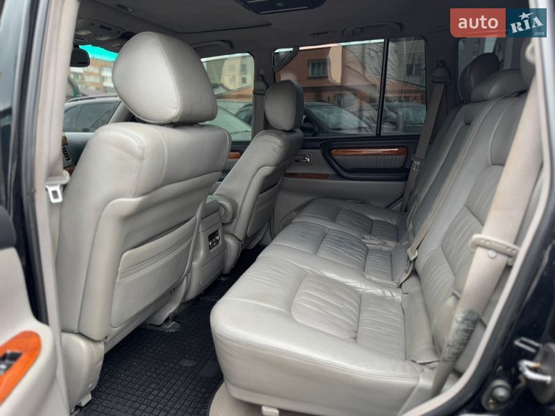 Внедорожник / Кроссовер Lexus LX 2004 в Бердичеве