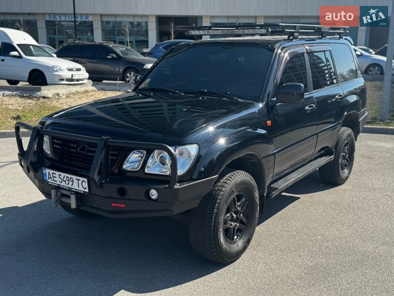 Lexus LX 2002