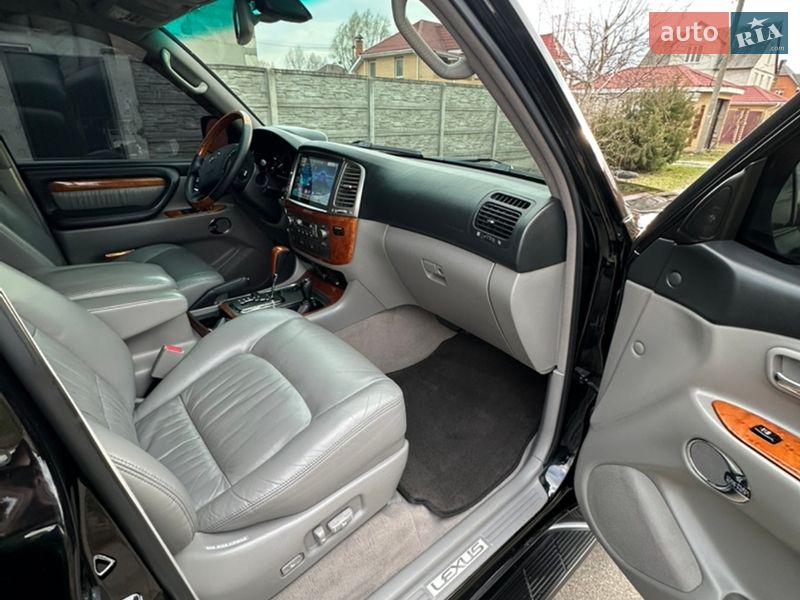 Внедорожник / Кроссовер Lexus LX 2006 в Киеве