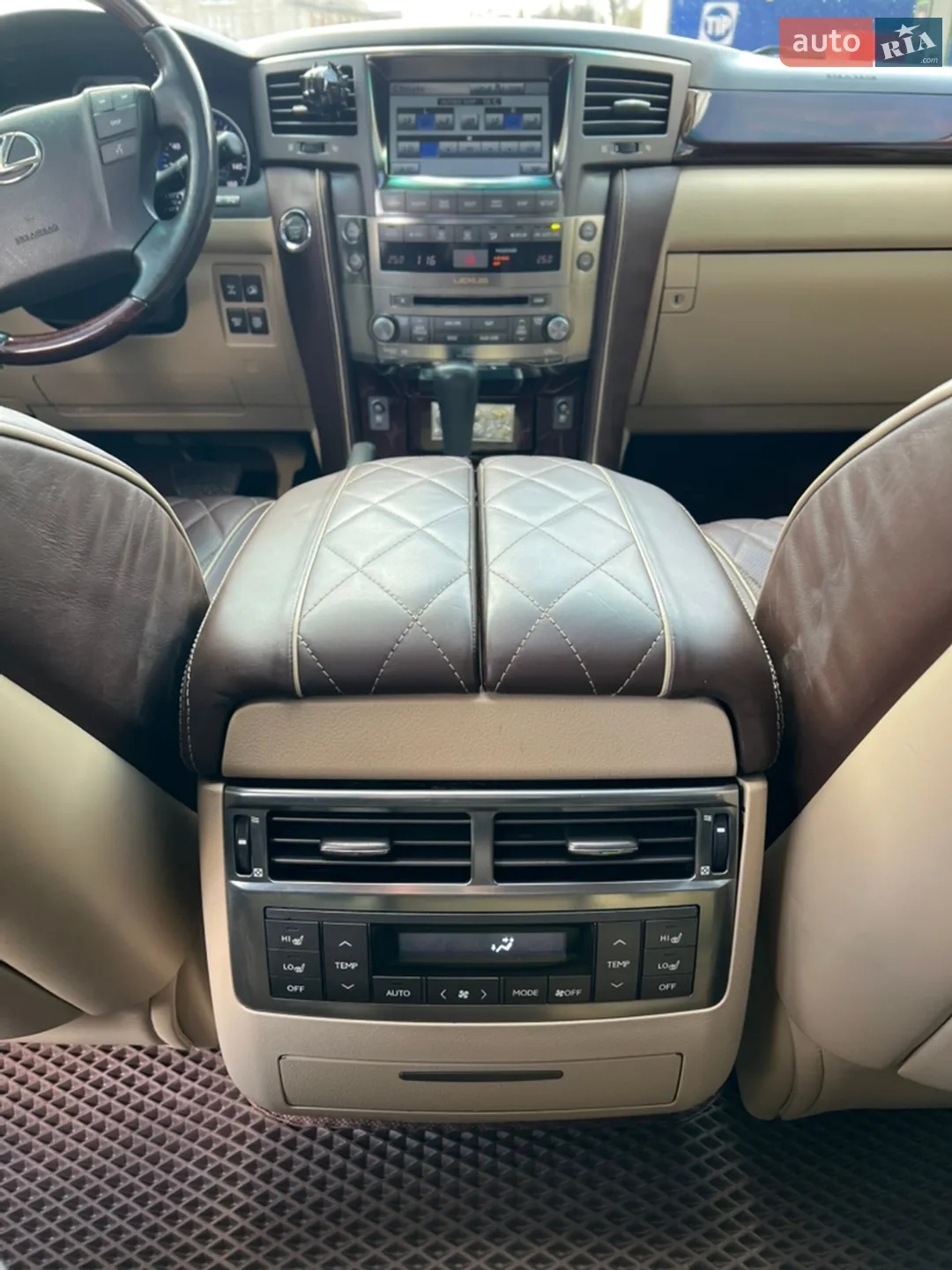 2010 Lexus LX - мініатюра 9