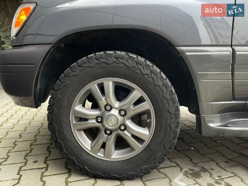 Внедорожник / Кроссовер Lexus LX 2002 в Одессе фото 7 Внедорожник / Кроссовер Lexus LX 2002 в Одессе