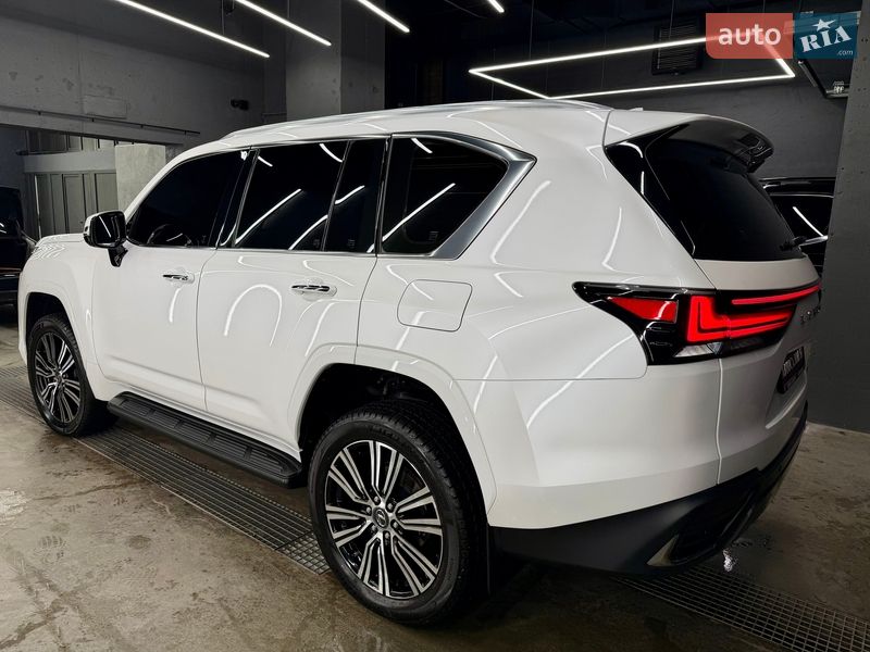 Внедорожник / Кроссовер Lexus LX 2022 в Киеве