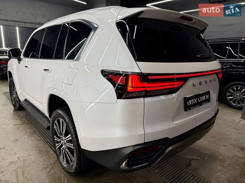 Внедорожник / Кроссовер Lexus LX 2022 в Киеве