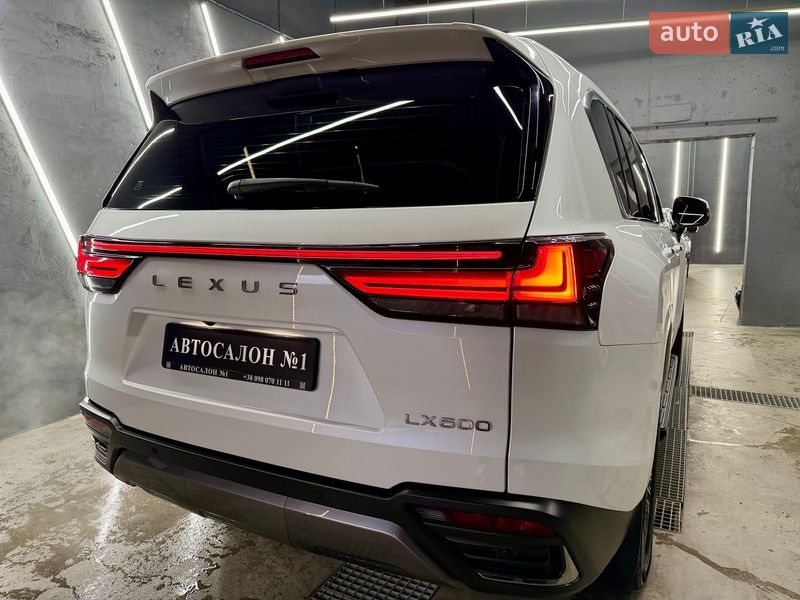 Внедорожник / Кроссовер Lexus LX 2022 в Киеве