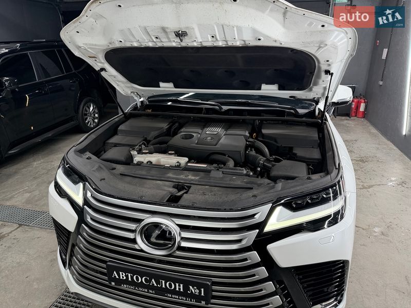 Внедорожник / Кроссовер Lexus LX 2022 в Киеве