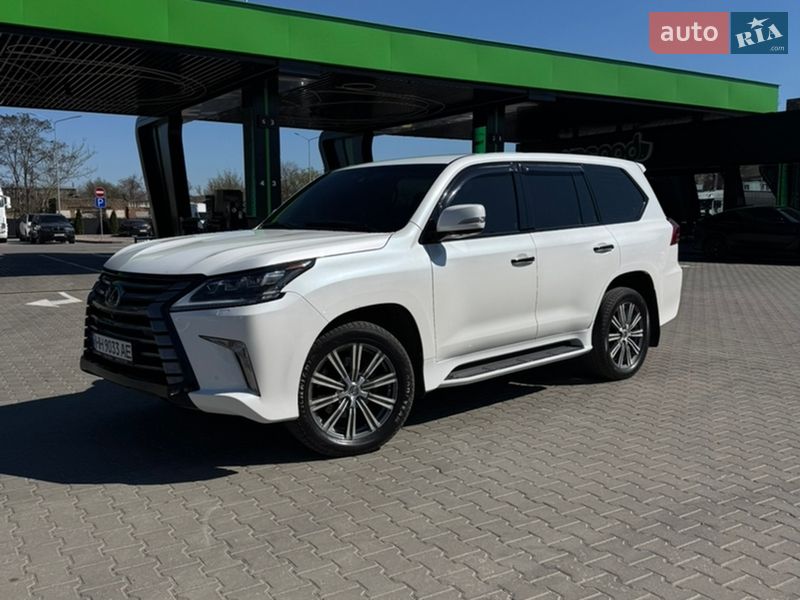 Позашляховик / Кросовер Lexus LX 2015 в Одесі