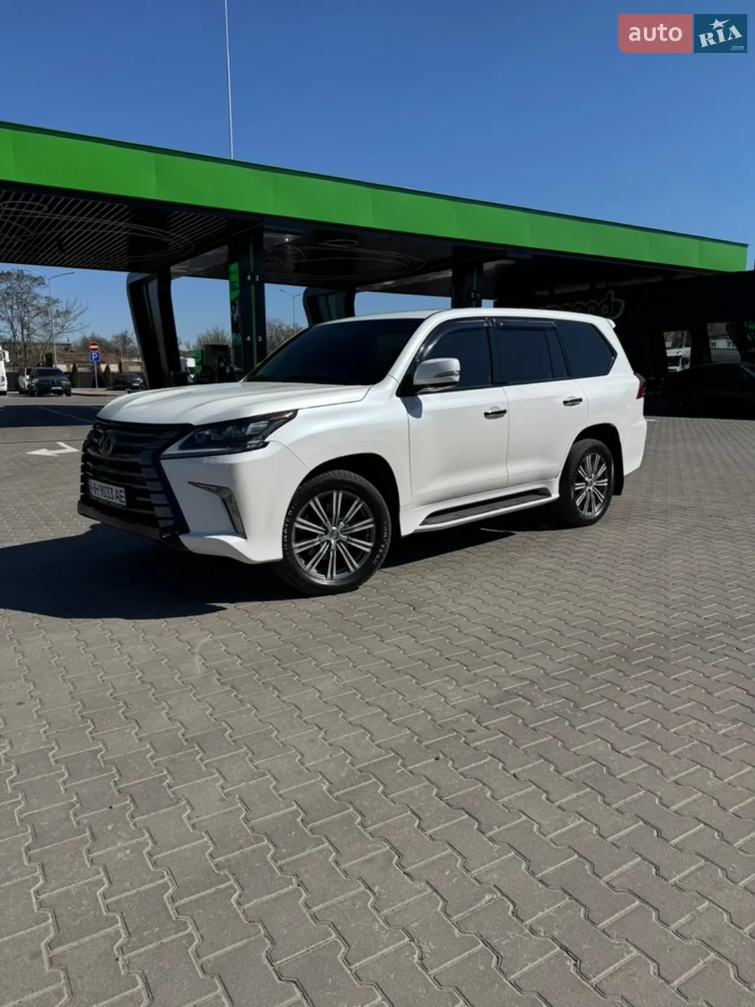 2015 Lexus LX - мініатюра 8