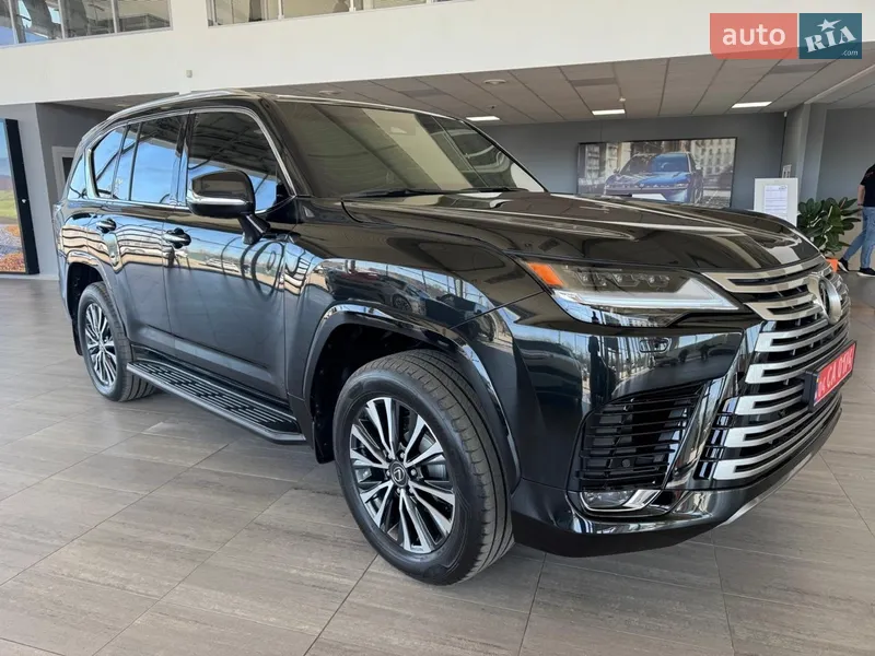 Lexus LX 2025