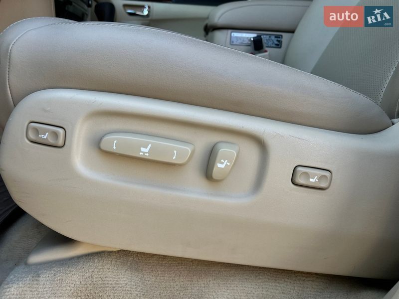 Внедорожник / Кроссовер Lexus LX 2011 в Киеве