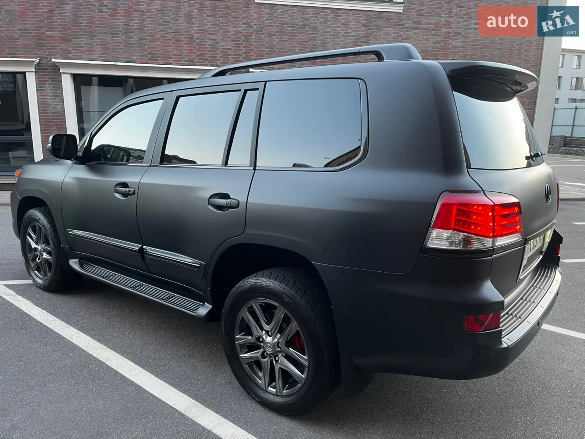 2010 Lexus LX - мініатюра 6