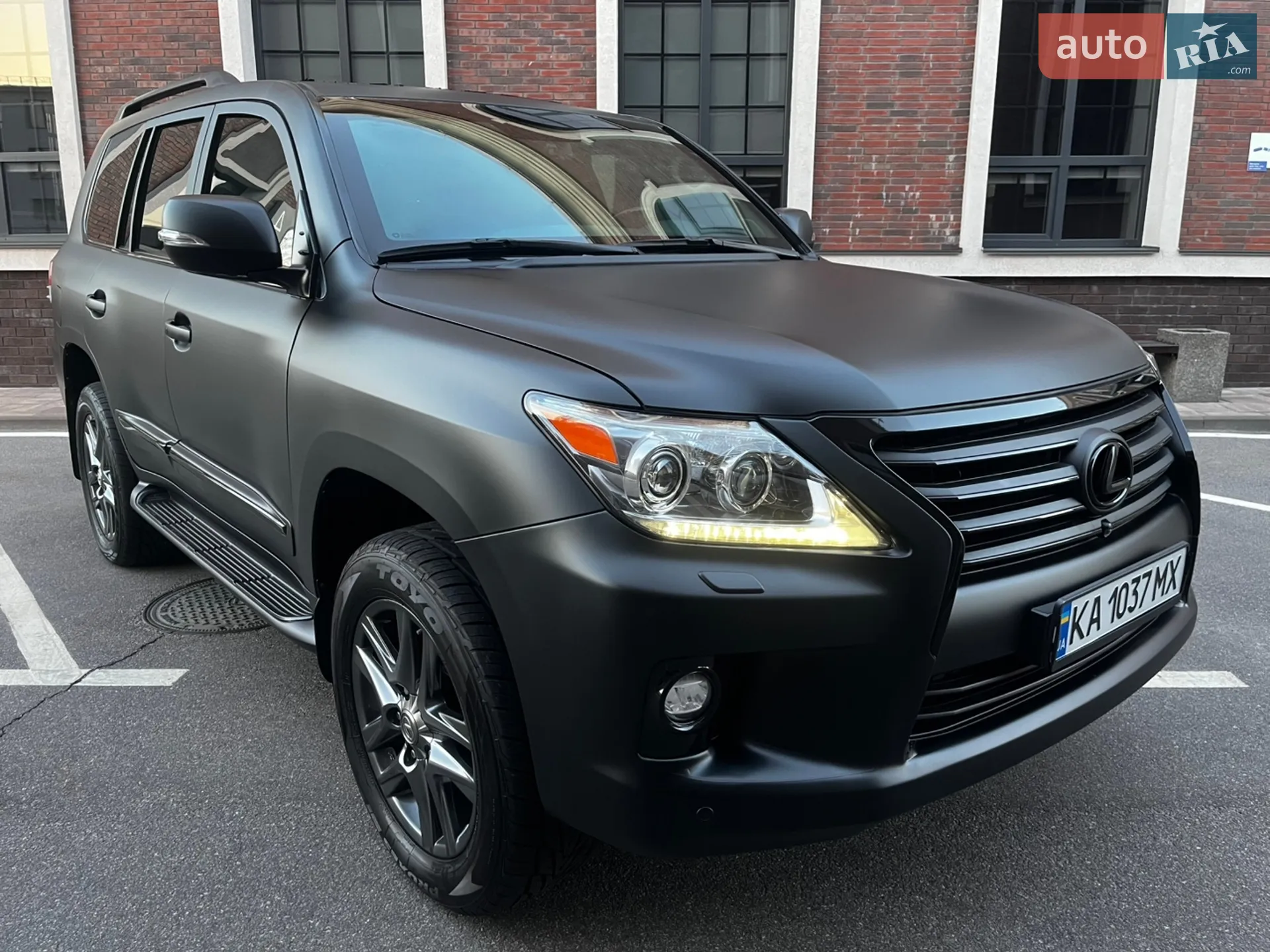 2010 Lexus LX - мініатюра 12