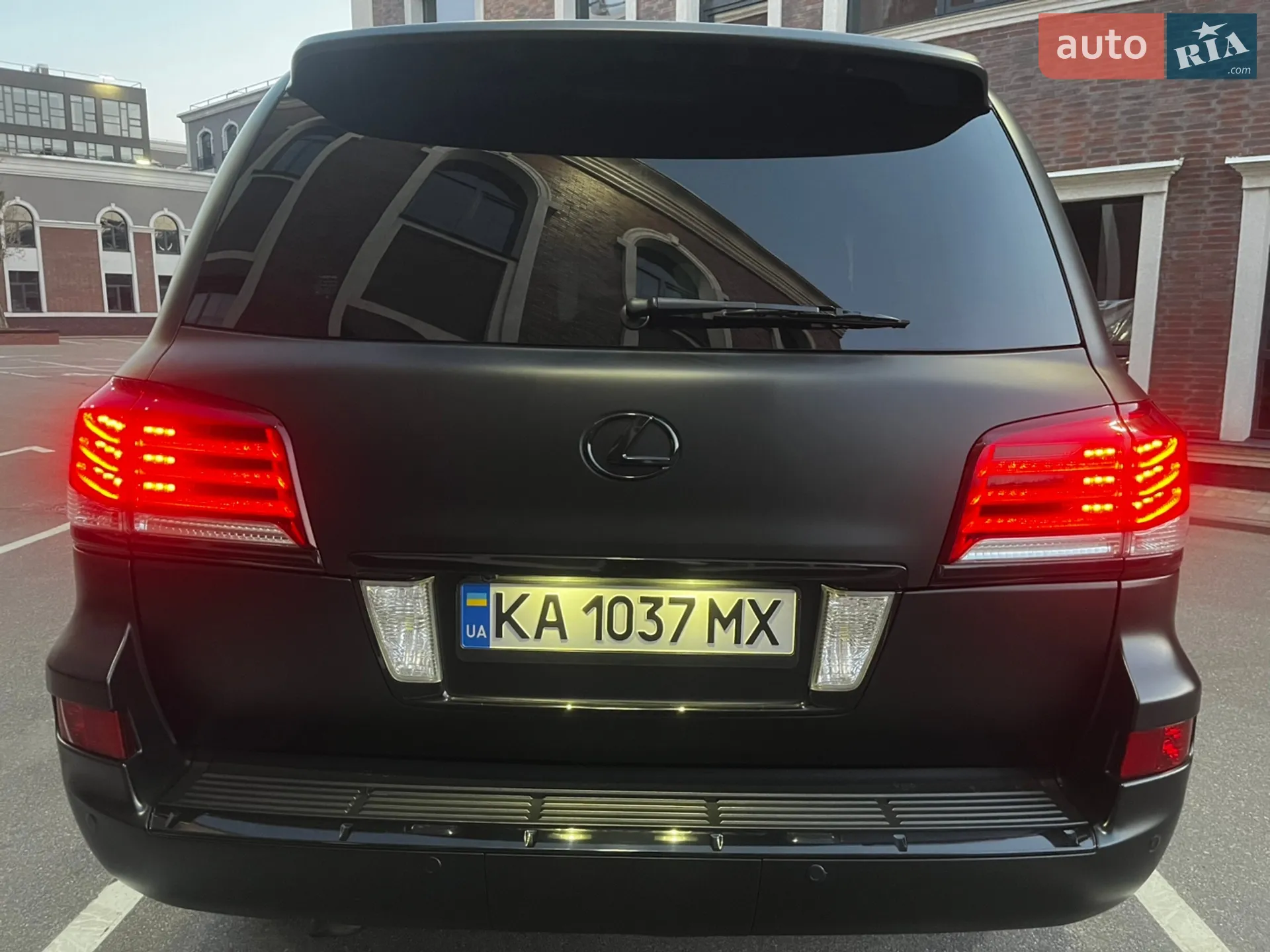 2010 Lexus LX - мініатюра 34