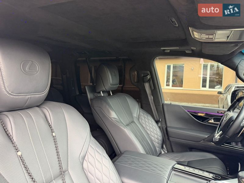 Позашляховик / Кросовер Lexus LX 2023 в Дніпрі
