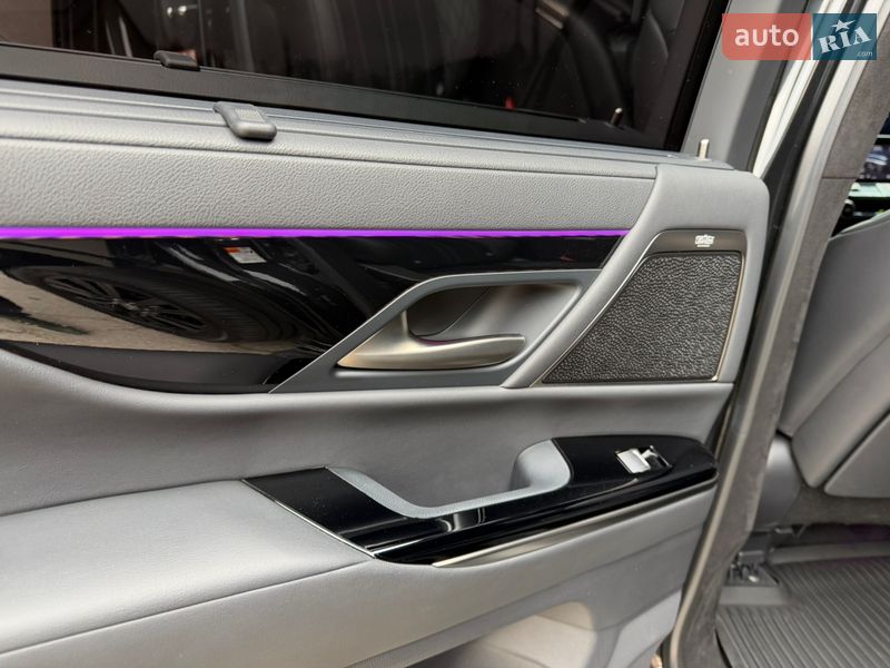 Позашляховик / Кросовер Lexus LX 2023 в Дніпрі