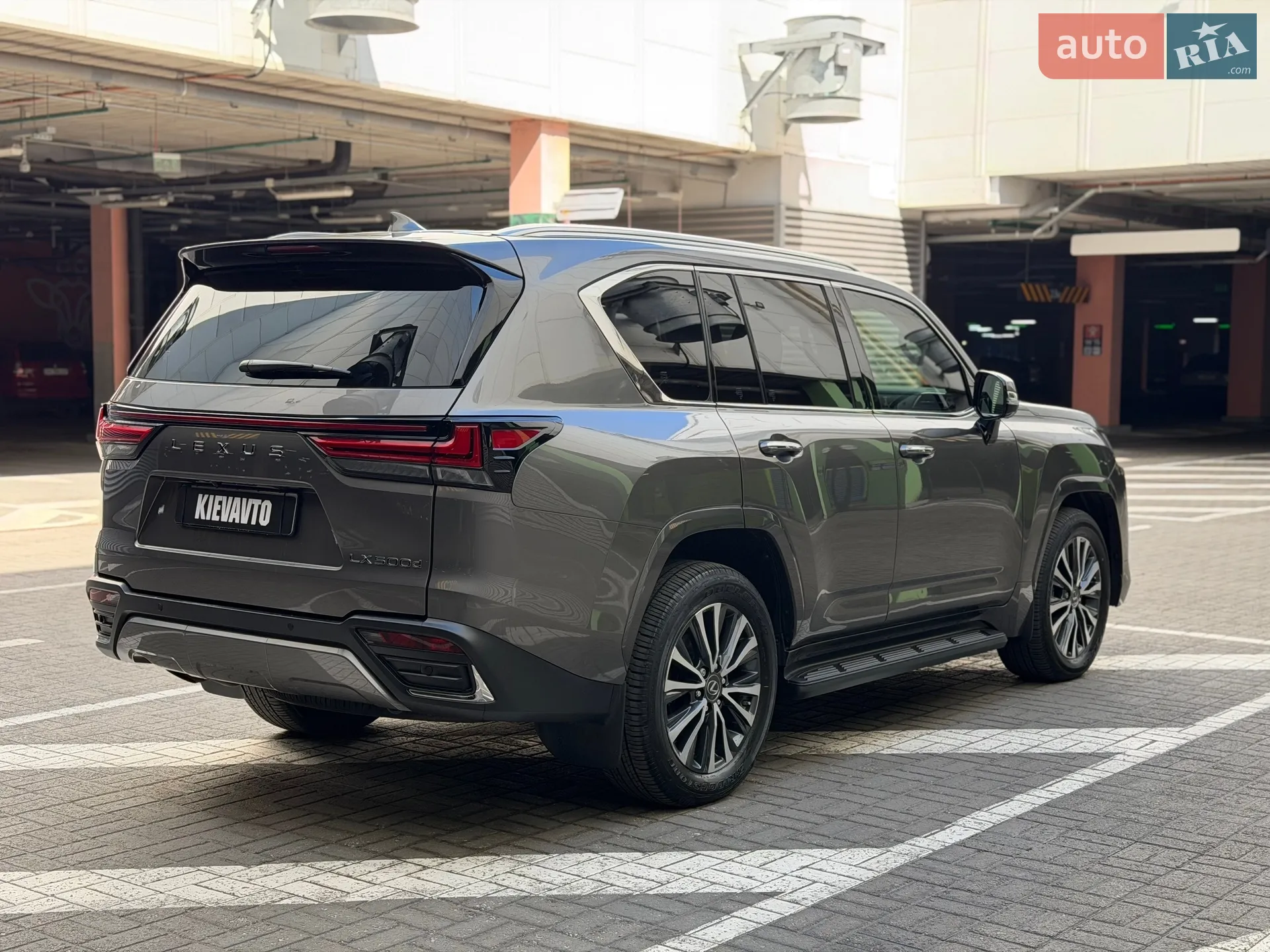2022 Lexus LX - мініатюра 8