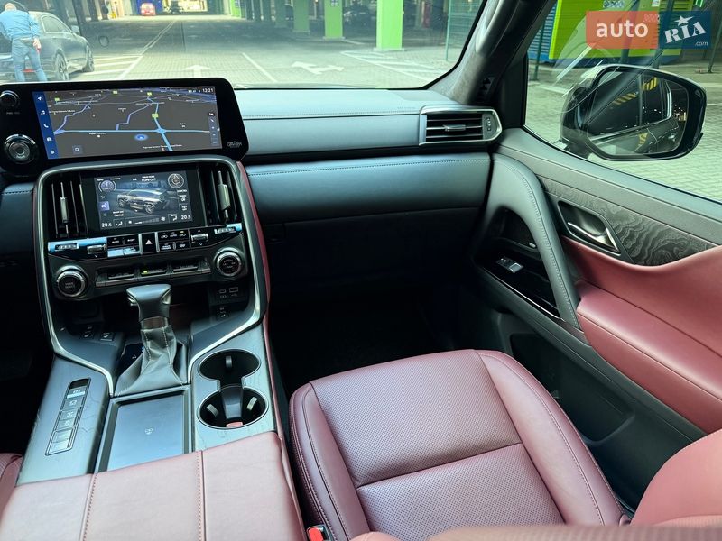 Внедорожник / Кроссовер Lexus LX 2022 в Киеве