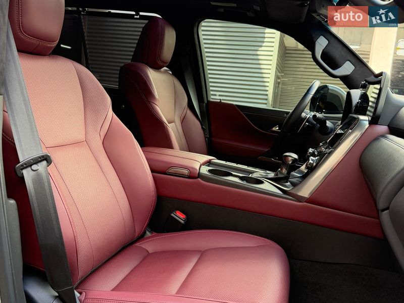 Внедорожник / Кроссовер Lexus LX 2022 в Киеве