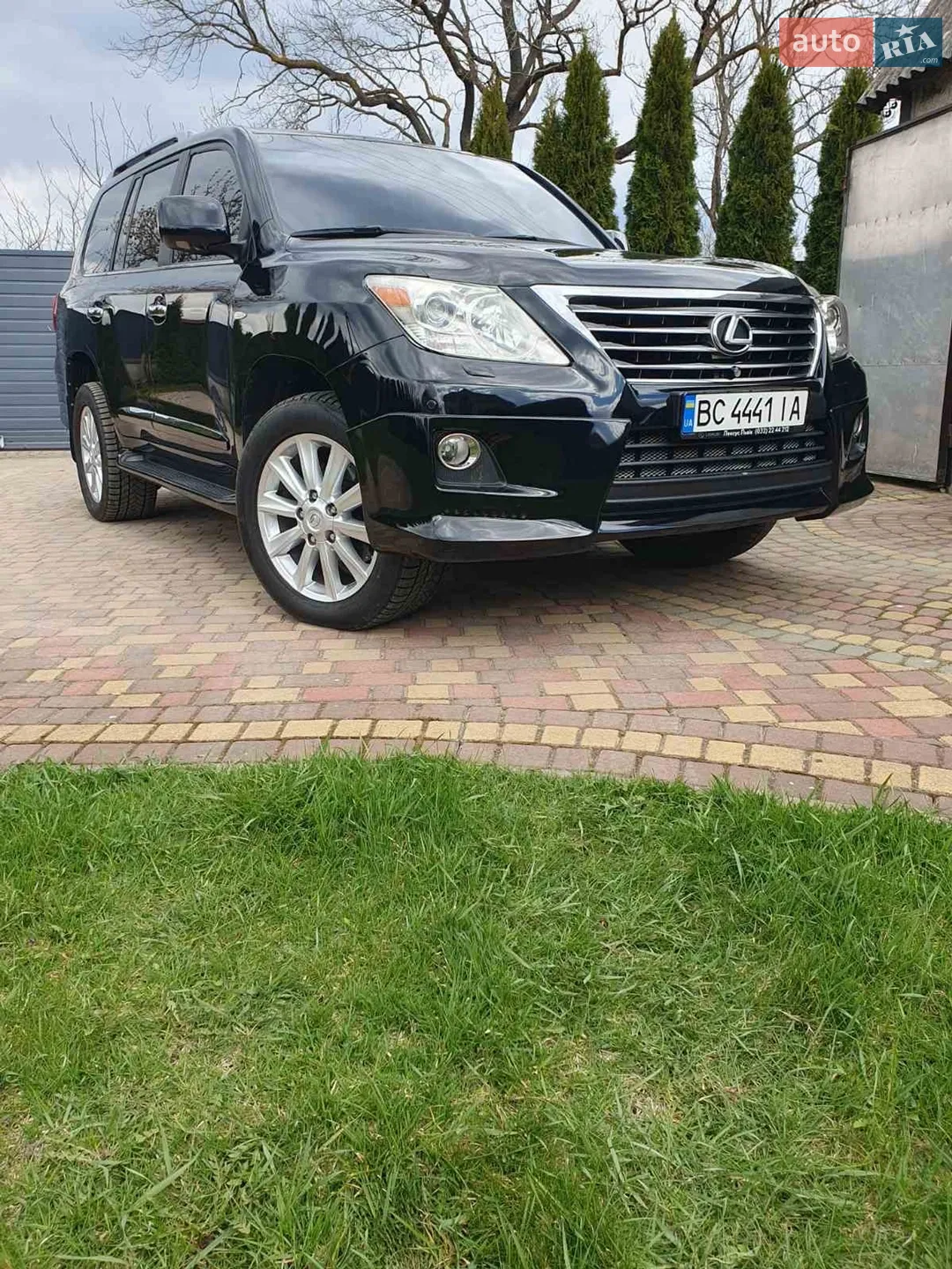 2010 Lexus LX - мініатюра 2
