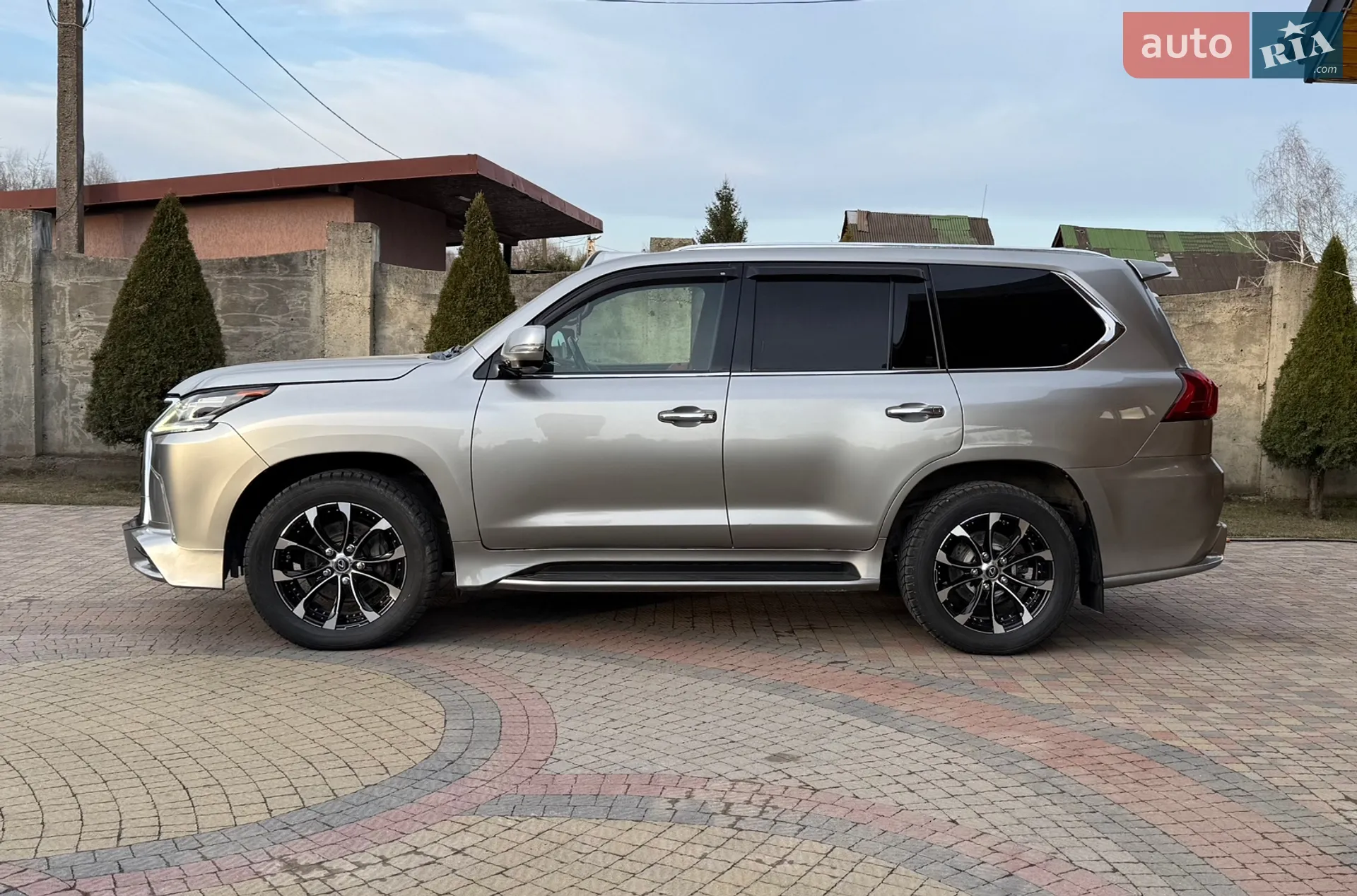 2019 Lexus LX - мініатюра 7