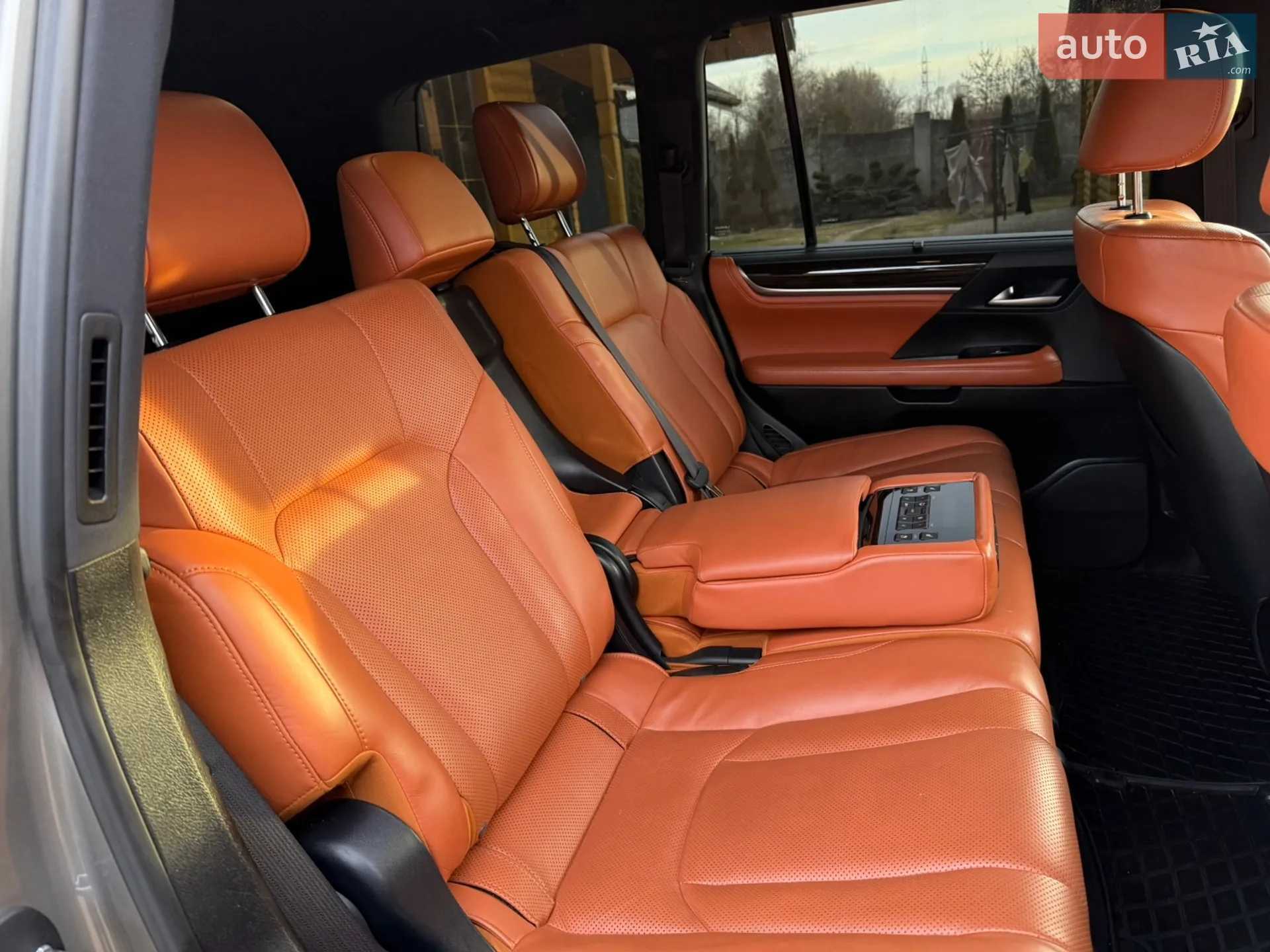 2019 Lexus LX - мініатюра 19