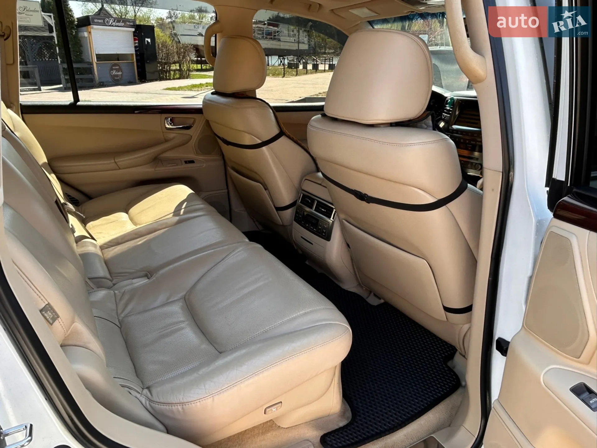 2011 Lexus LX - мініатюра 30