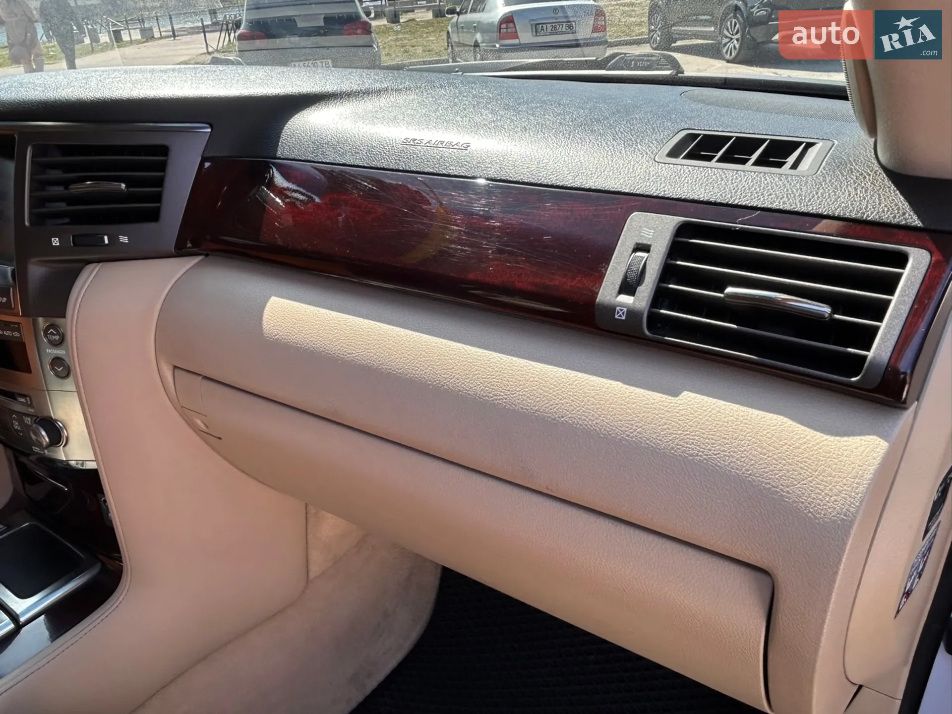 2011 Lexus LX - мініатюра 35