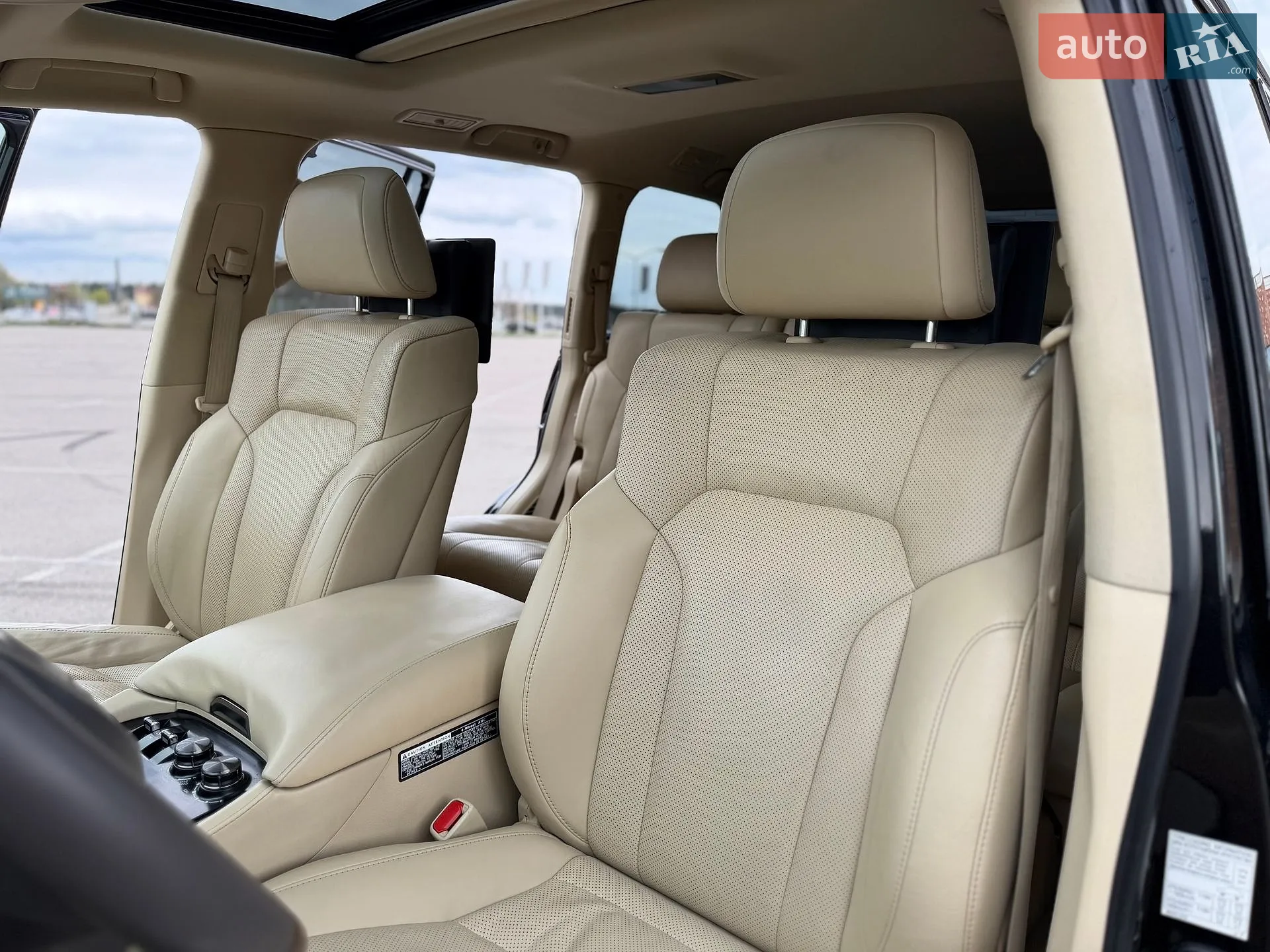 2016 Lexus LX - мініатюра 26