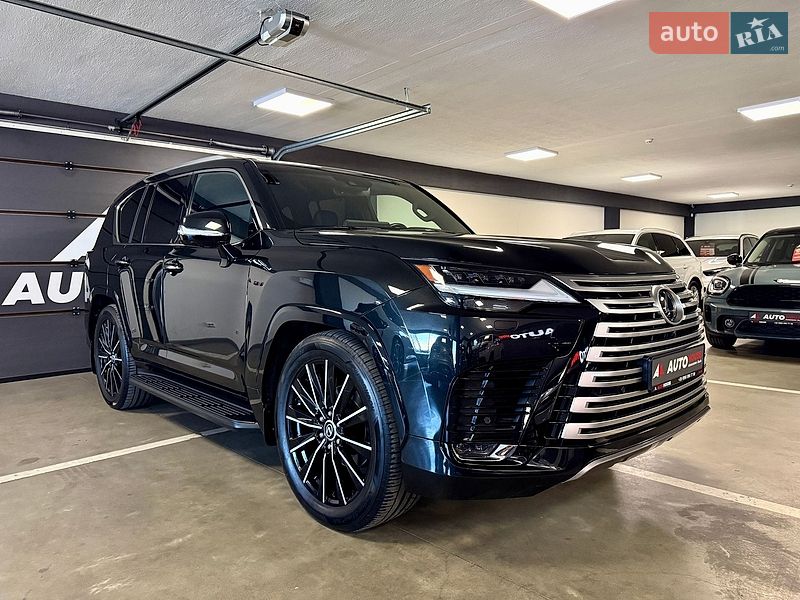 Lexus LX 2024