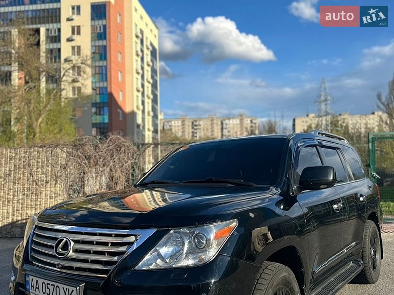 Lexus LX 2008