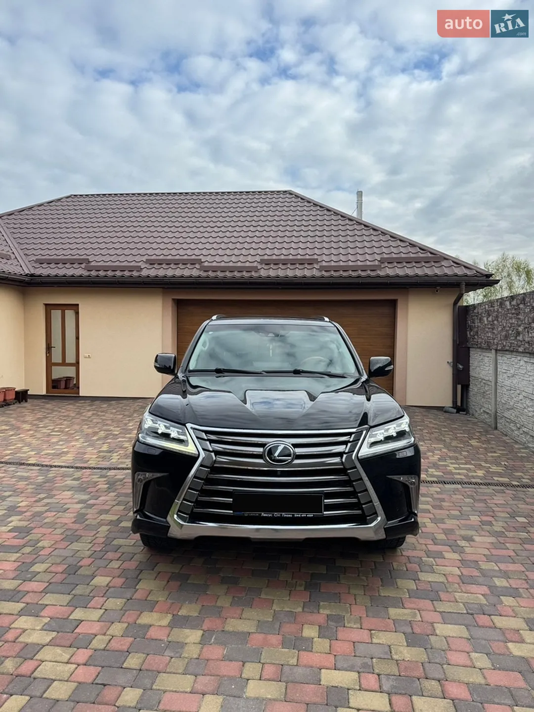 2016 Lexus LX - мініатюра 15