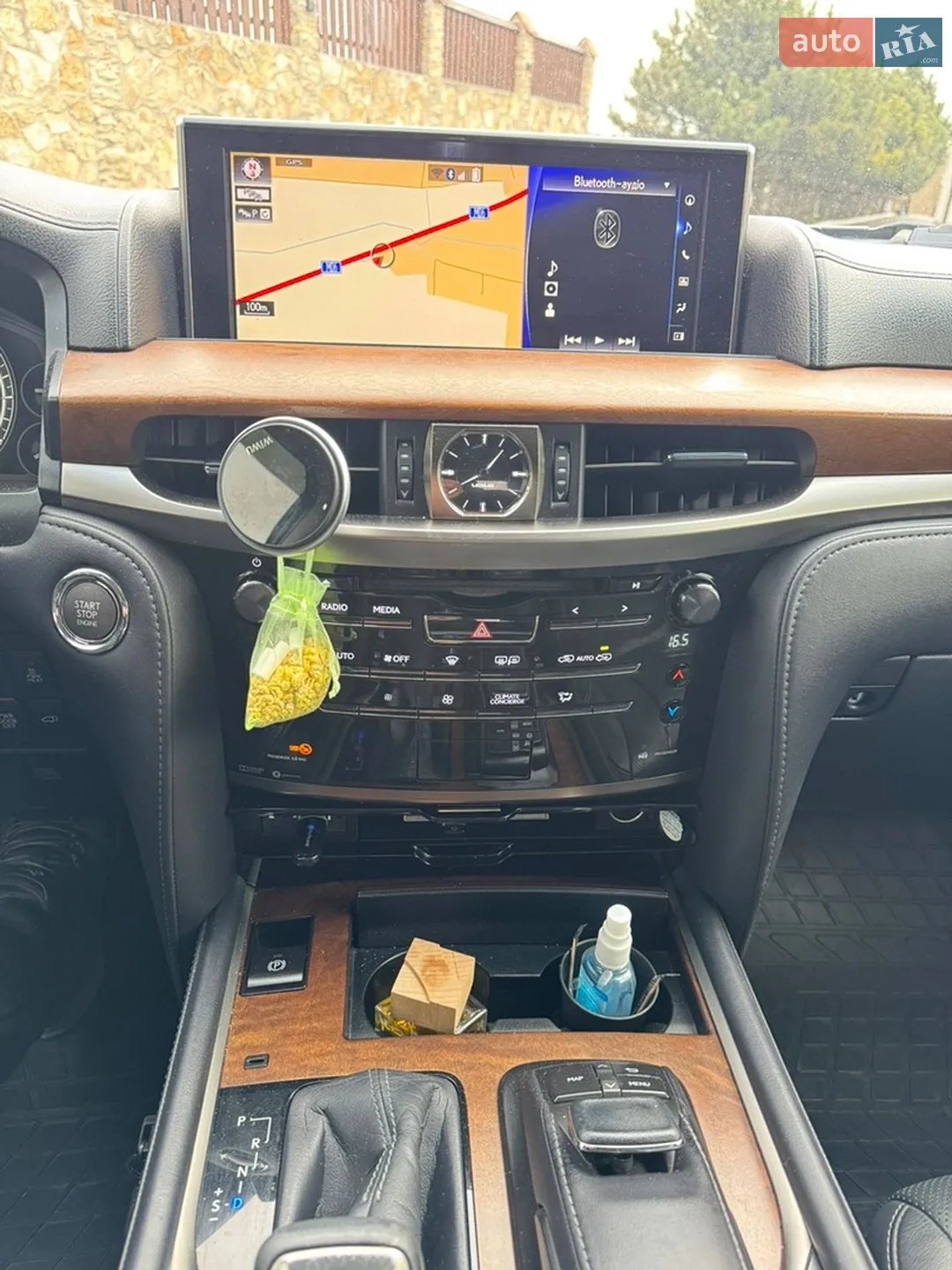 2016 Lexus LX - мініатюра 21