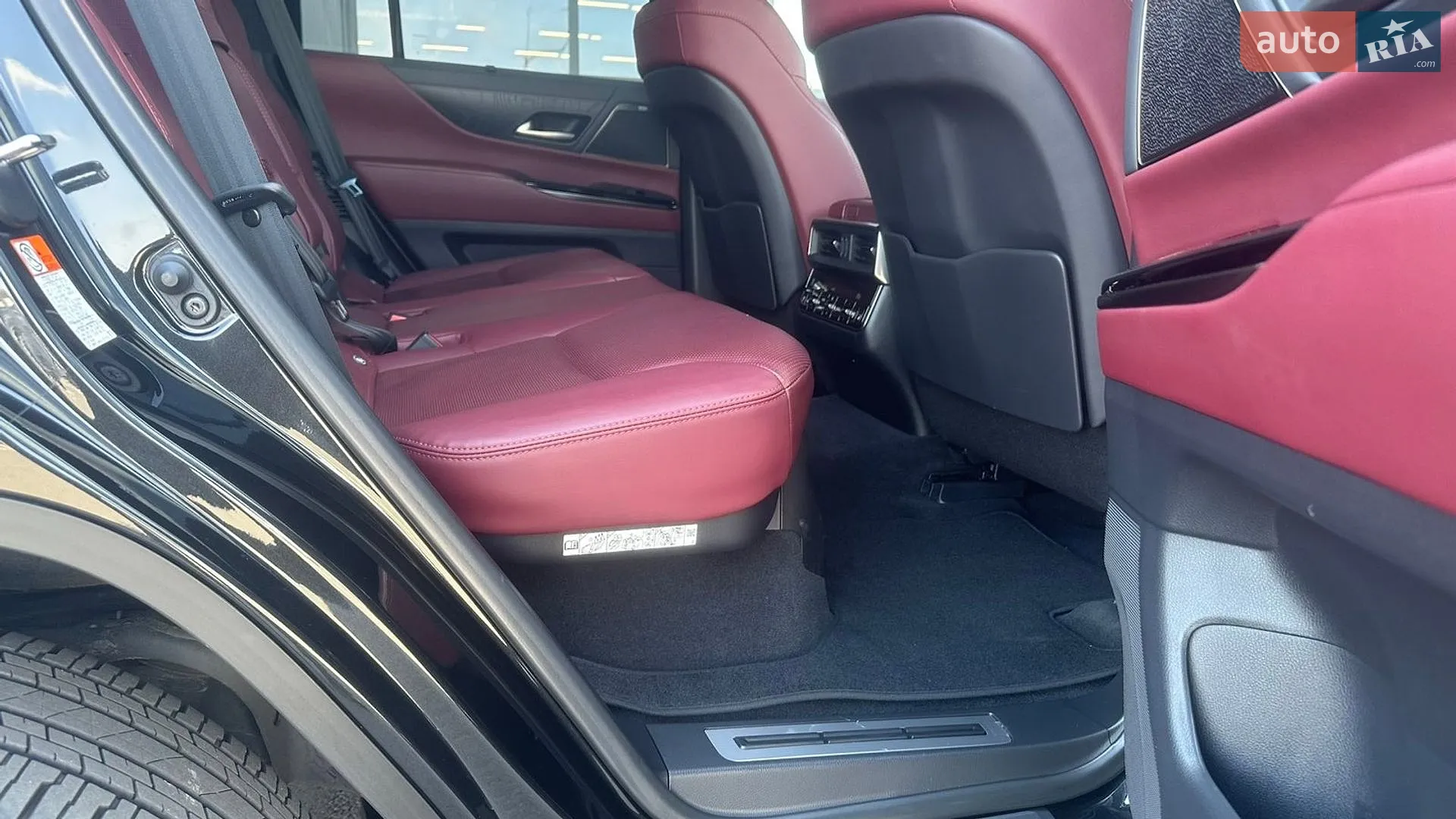 2023 Lexus LX - мініатюра 7