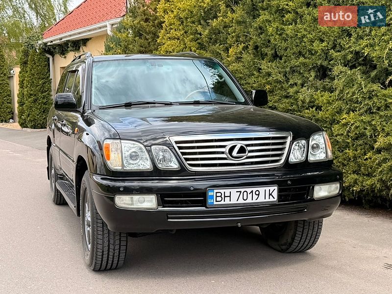 Внедорожник / Кроссовер Lexus LX 2005 в Одессе