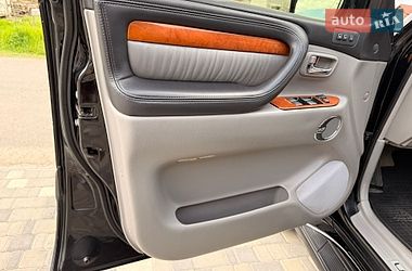 Внедорожник / Кроссовер Lexus LX 2005 в Одессе