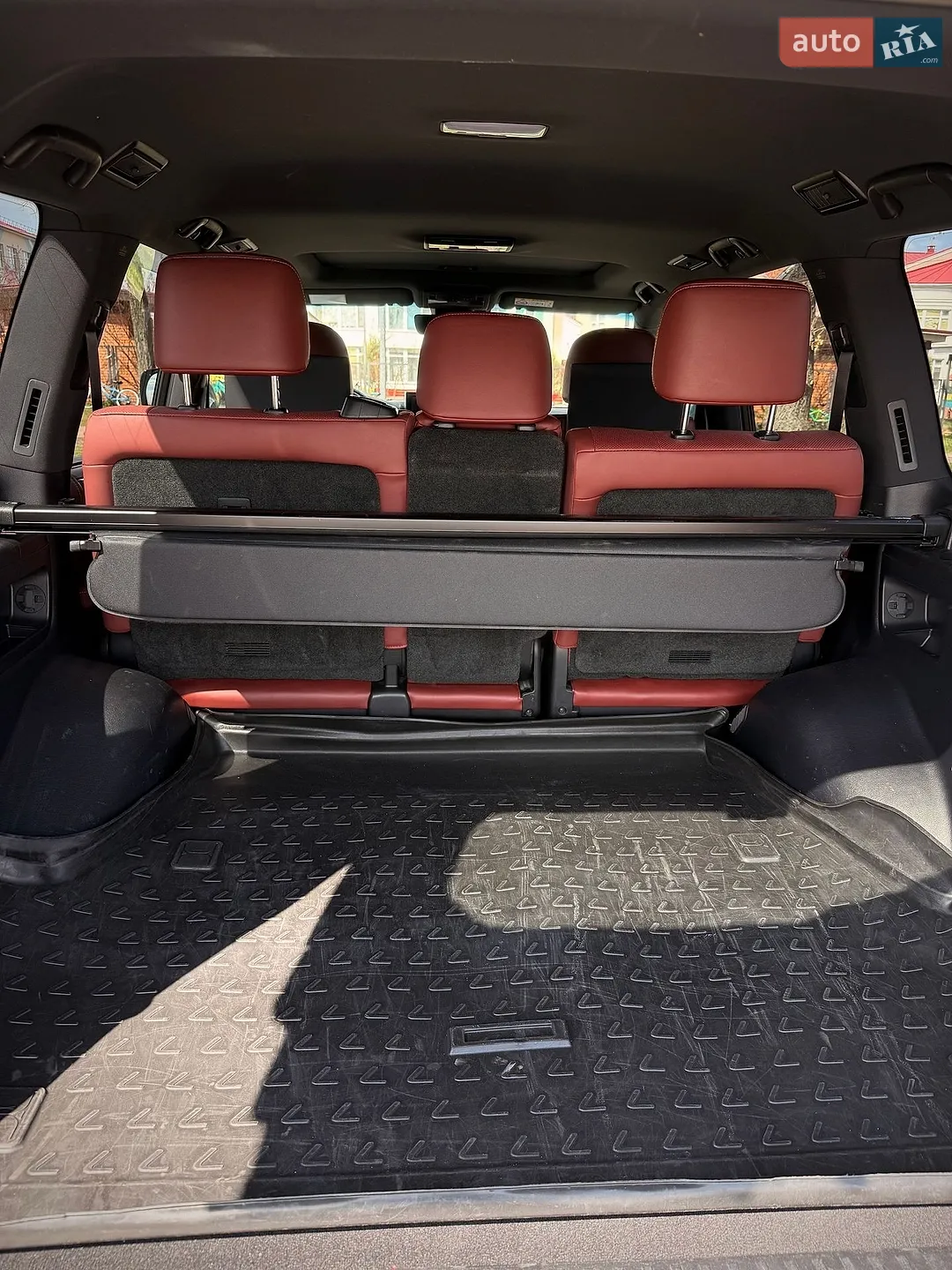 2019 Lexus LX - мініатюра 25