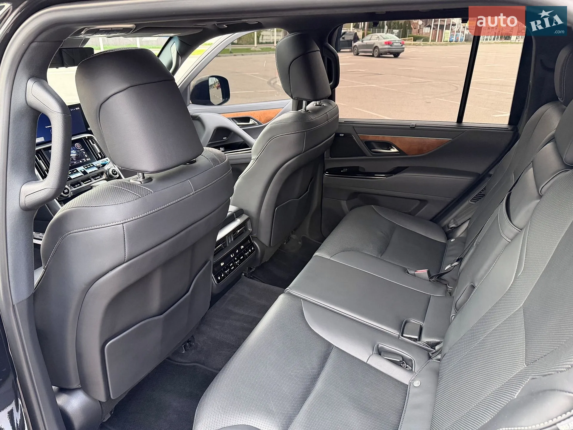 2022 Lexus LX - мініатюра 36