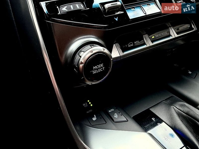 Внедорожник / Кроссовер Lexus LX 2022 в Киеве
