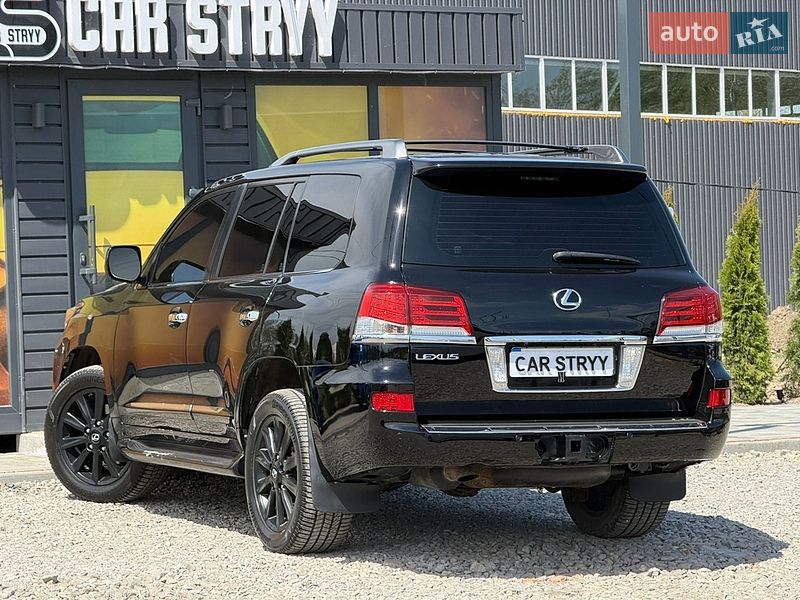 Внедорожник / Кроссовер Lexus LX 2008 в Стрые