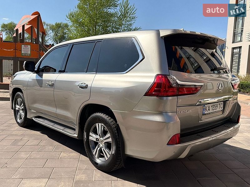 Внедорожник / Кроссовер Lexus LX 2018 в Киеве
